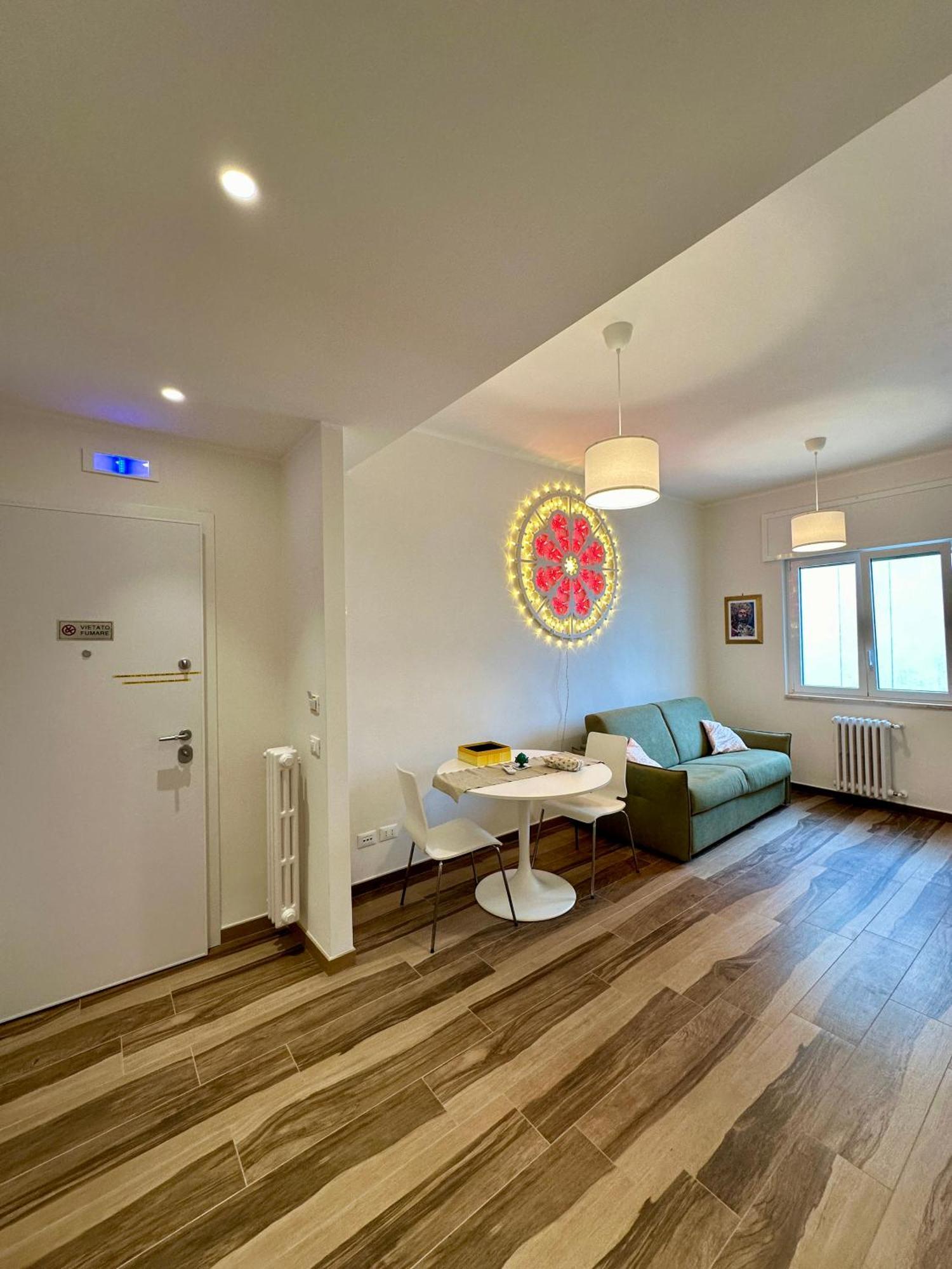 Rainbow Luxury Home Bari - Sea View المظهر الخارجي الصورة