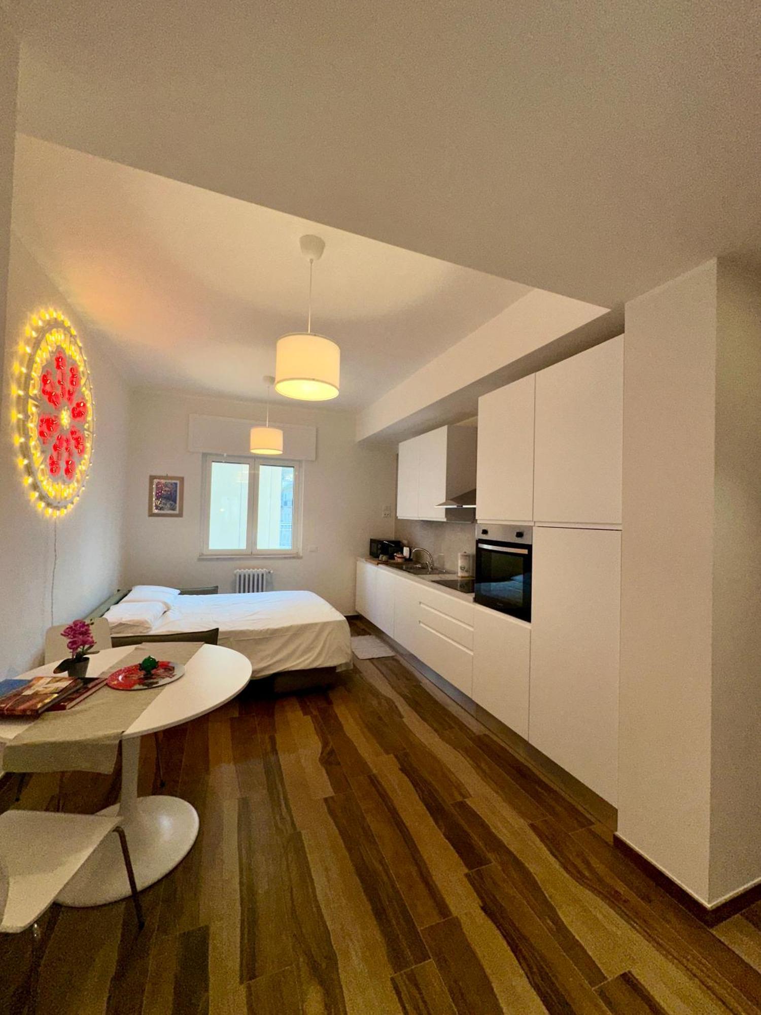 Rainbow Luxury Home Bari - Sea View المظهر الخارجي الصورة